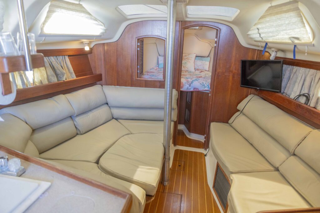 2001 Hunter 340 - Our Way