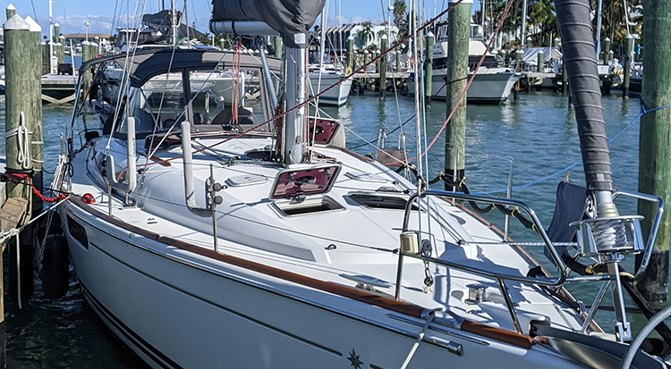 2011 Jeanneau 44i Moonraker