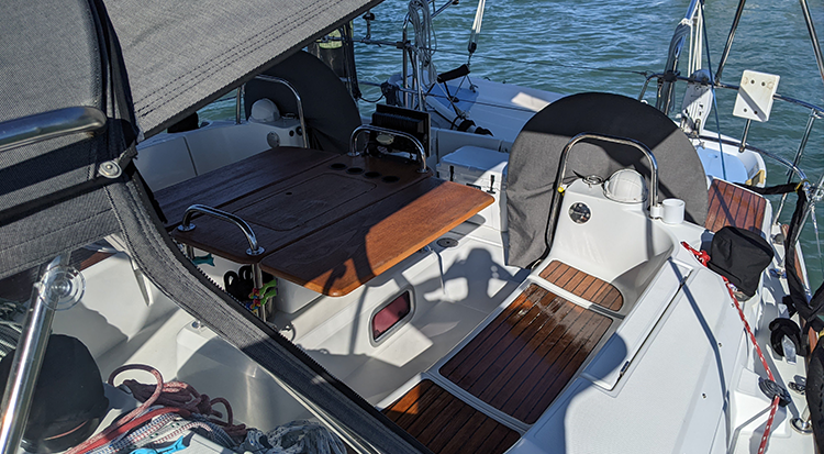 2011 Jeanneau 44i Moonraker