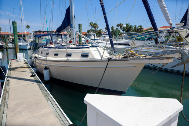 1998 Island Packet 40 - All Points Yacht Sales - 907-717-1288