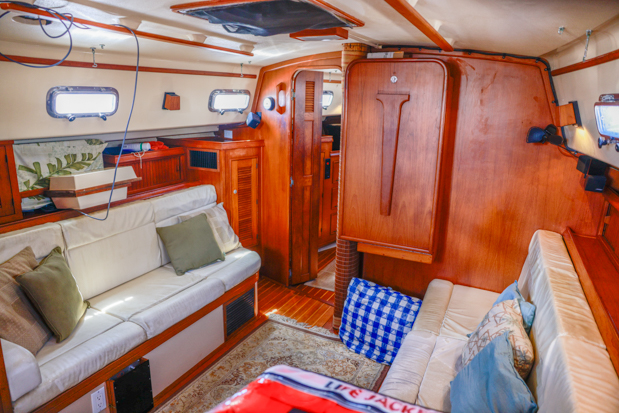 1998 Island Packet 40 - All Points Yacht Sales - 907-717-1288