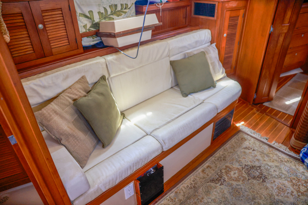 1998 Island Packet 40 - All Points Yacht Sales - 907-717-1288