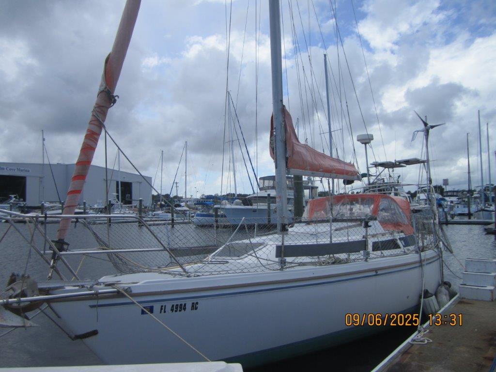 All Points Yacht Sales - Sea Cur -